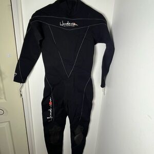Henderson Divewear A830WB-01 Women’s Full Wetsuit Size 10 Black NWT